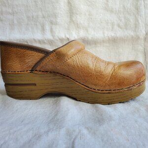 Dansko Clogs (Honey)
